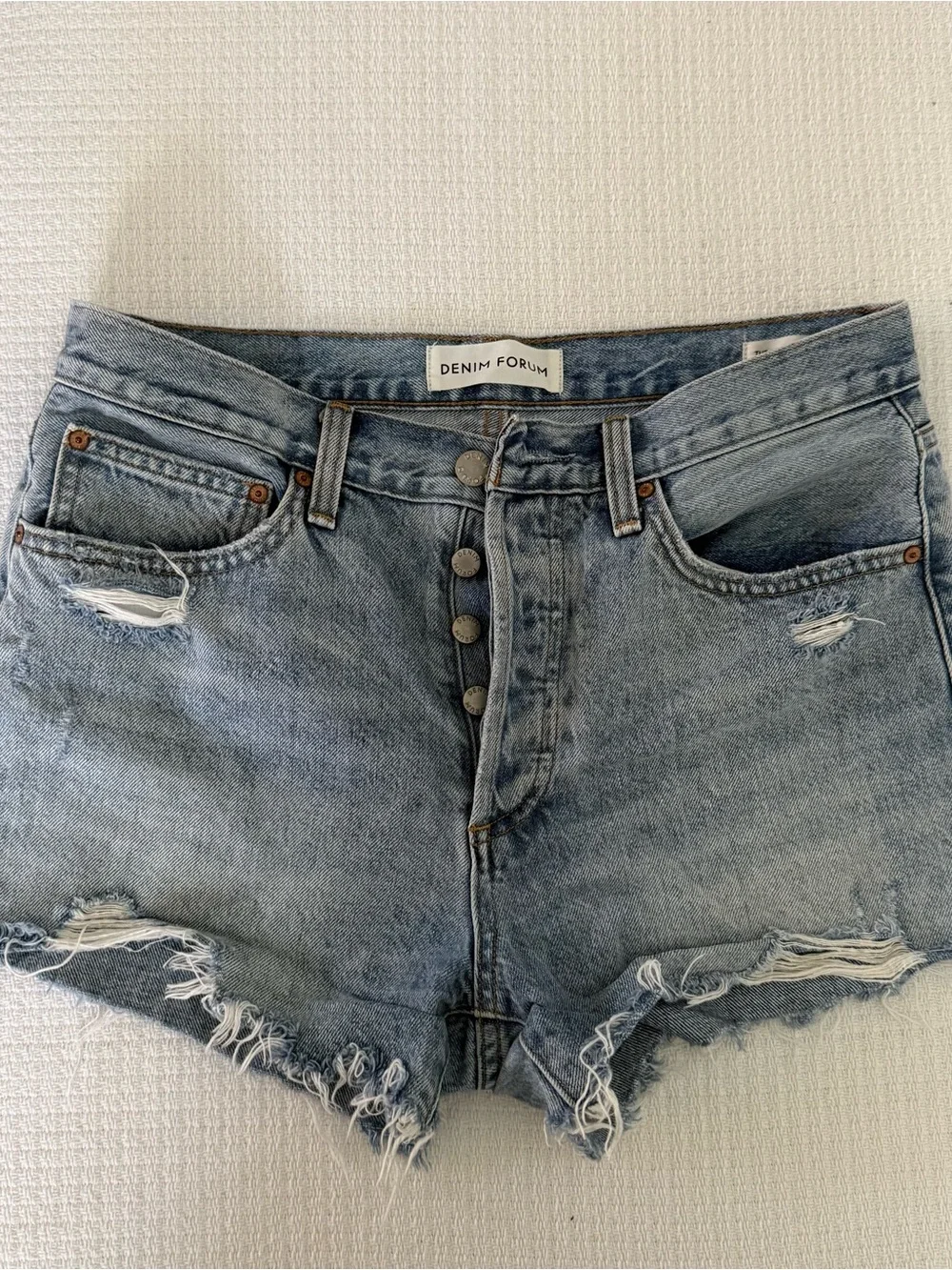 Denim Forum Ex-Boyfriend Distressed Denim Shorts Light Wash Size 27